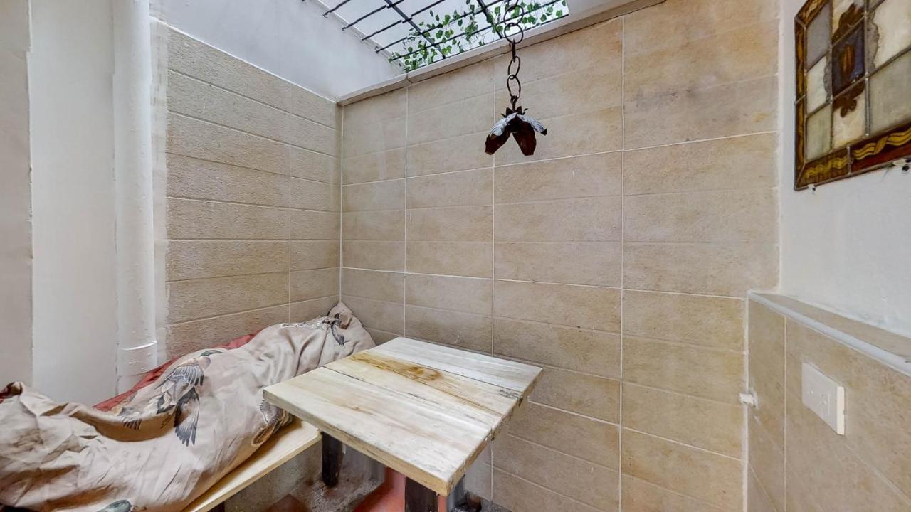 Casa Los Naranjos Hostal 메딜린 외부 사진